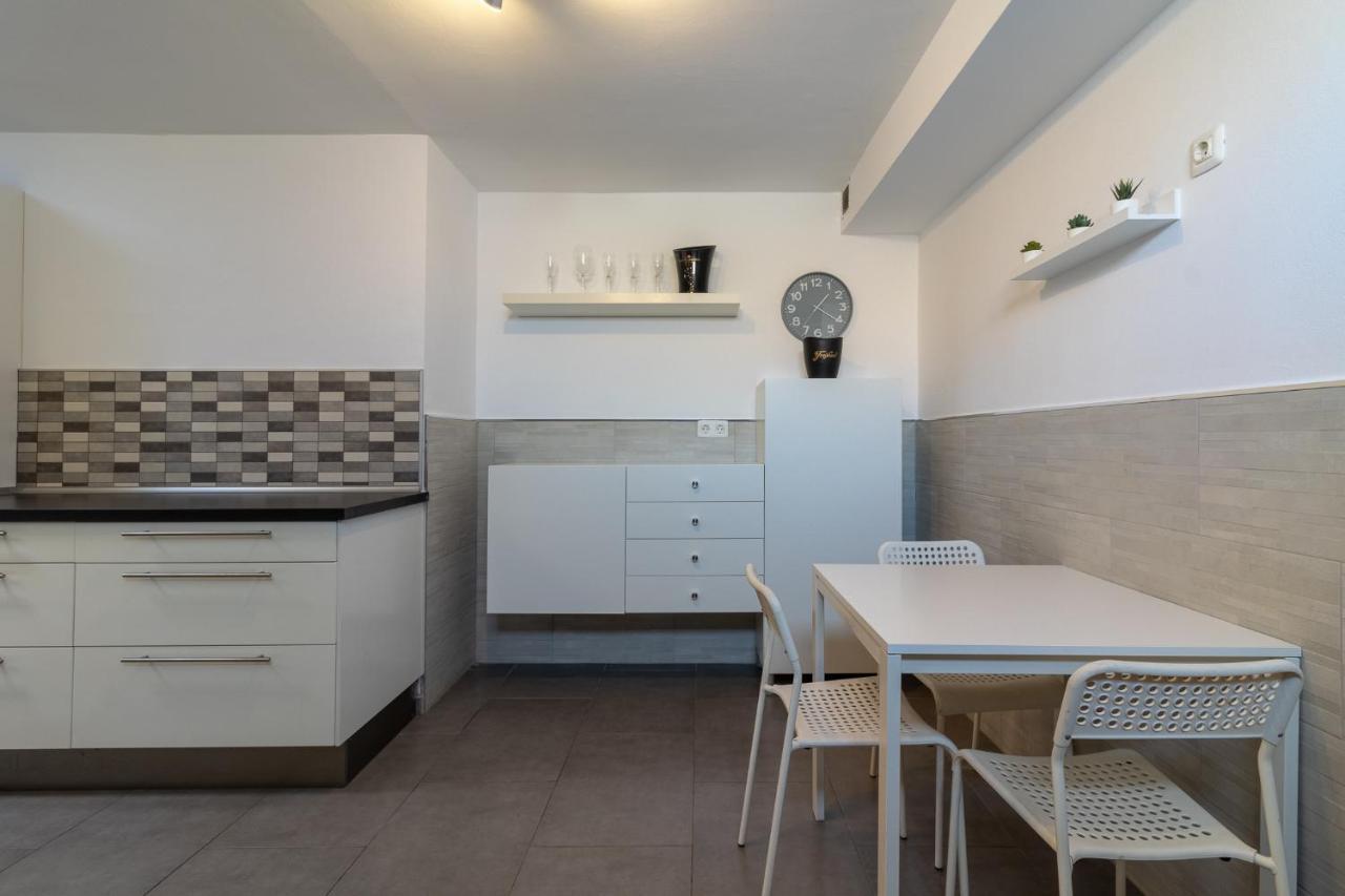 Flatguest Morro Jable * Beach * Terrace * Bbq Exteriör bild